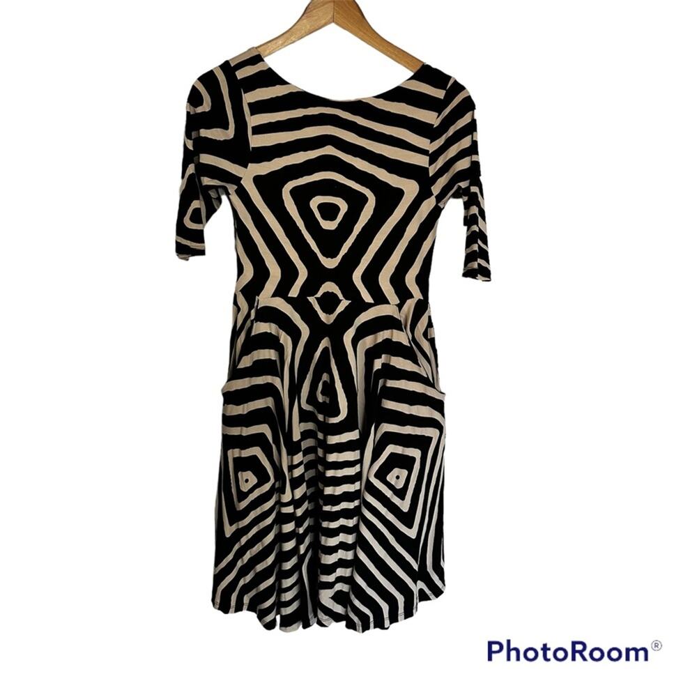 Bel‎ Kazan xs black and white a-line dress